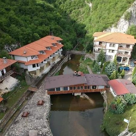 Готель Eco Complex Smilyan Smilyan  Екстер'єр фото
