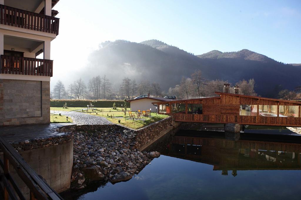 Готель Eco Complex Smilyan Smilyan  Екстер'єр фото